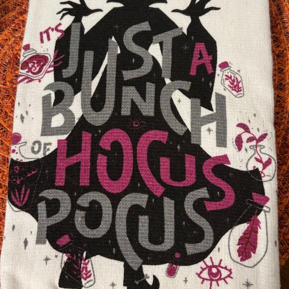 Hocus Pocus - Halloween Tea Towel Set - Picture 1 of 5